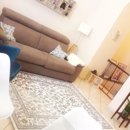 Casa Andrea - Plebiscito Apartment-2